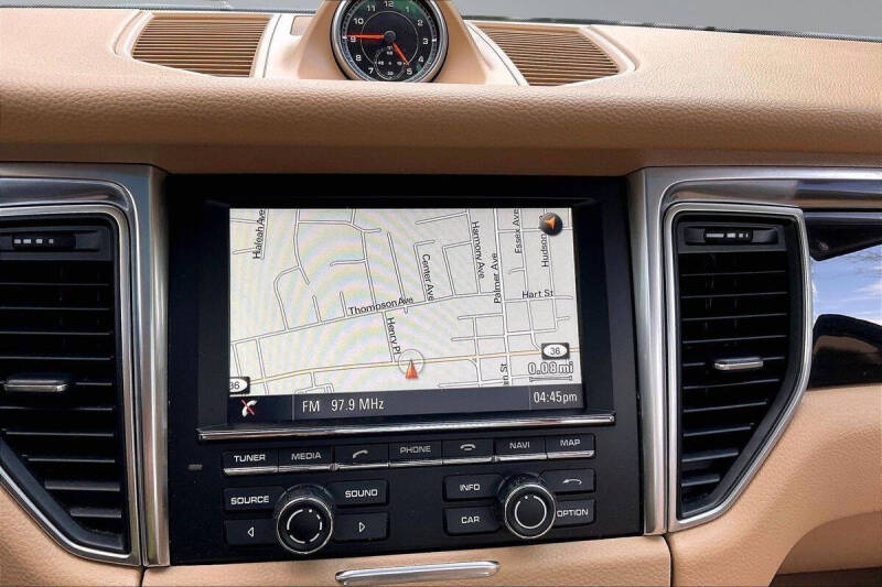 2015 Porsche Macan S