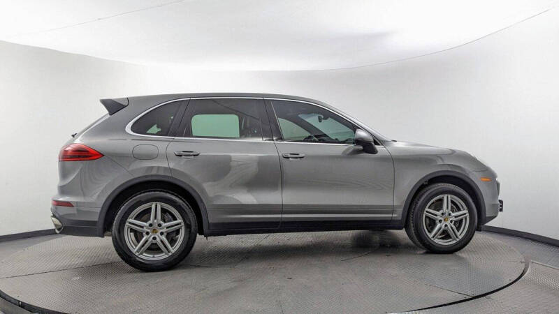 2016 Porsche Cayenne