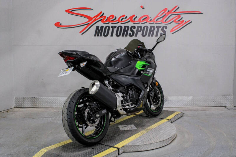 2023 Kawasaki Ninja 400 ABS