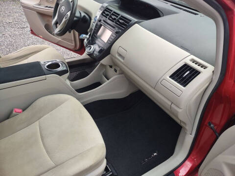 2012 Toyota Prius v Five