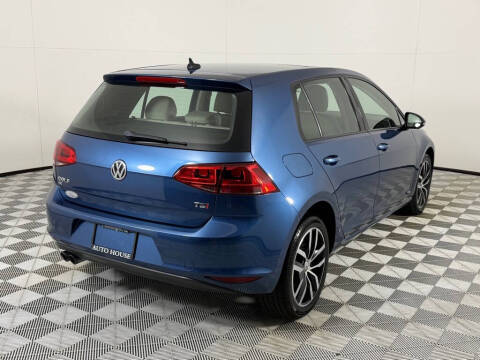 2017 Volkswagen Golf TSI SE