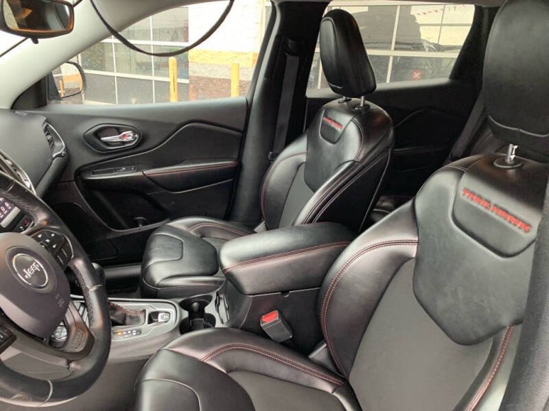 2019 Jeep Cherokee Trailhawk