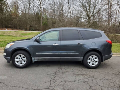2009 Chevrolet Traverse for sale at United Auto LLC in Fort Mill SC