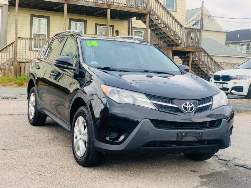 2013 Toyota RAV4 LE's photo