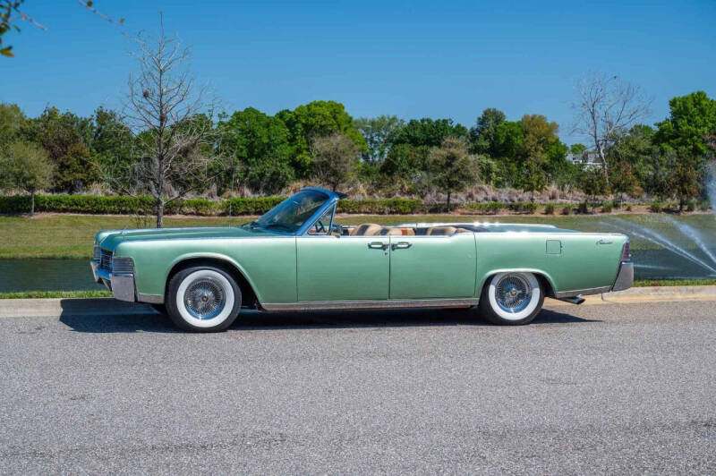 1965 Lincoln Continental