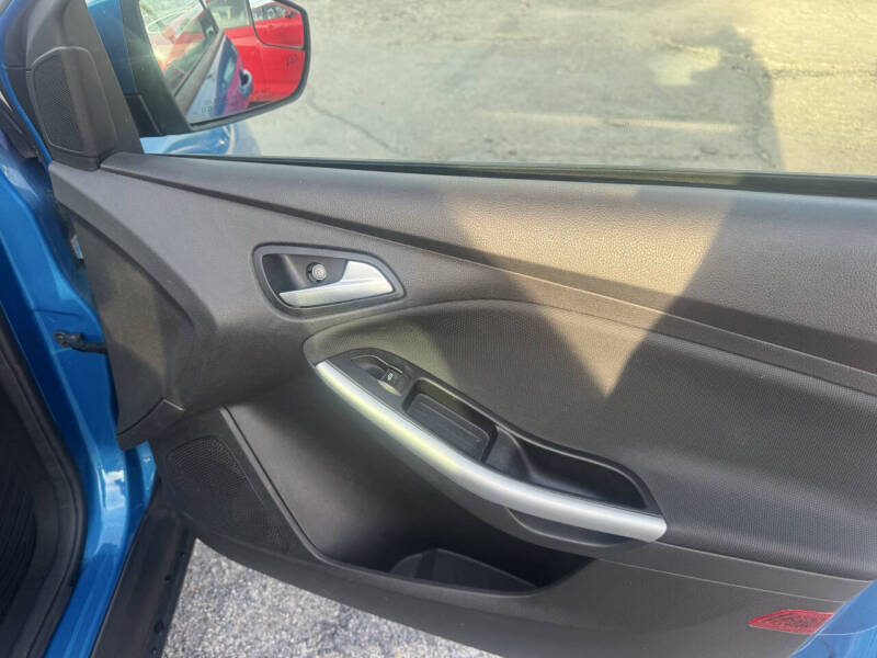2012 Ford Focus SE