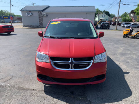 2013 Dodge Grand Caravan for sale at L.A. Automotive Sales in Lackawanna NY