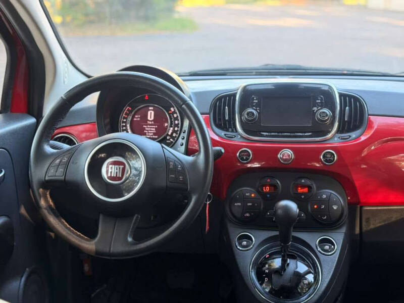 2017 FIAT 500 Lounge