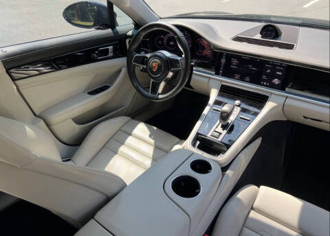 2019 Porsche Panamera