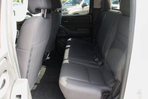 2025 Nissan Frontier S