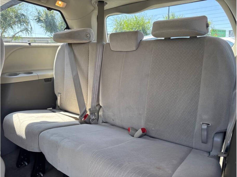 2016 Toyota Sienna