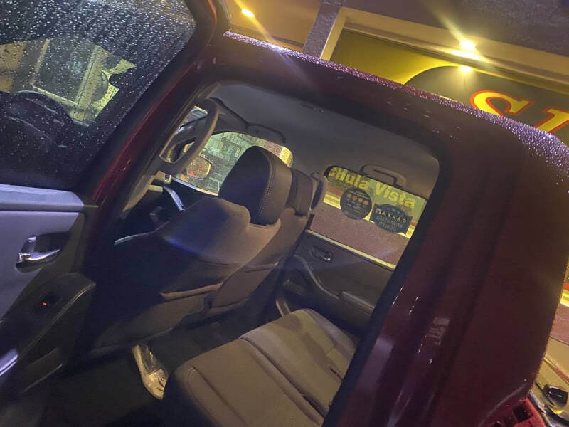 2022 Nissan Frontier SV