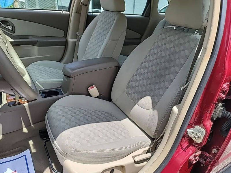 2005 Chevrolet Malibu Maxx LS