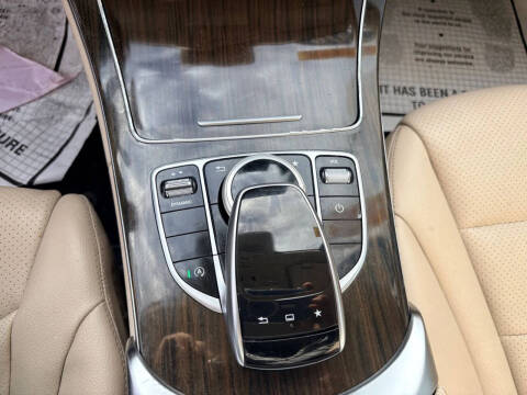 2016 Mercedes-Benz C-Class