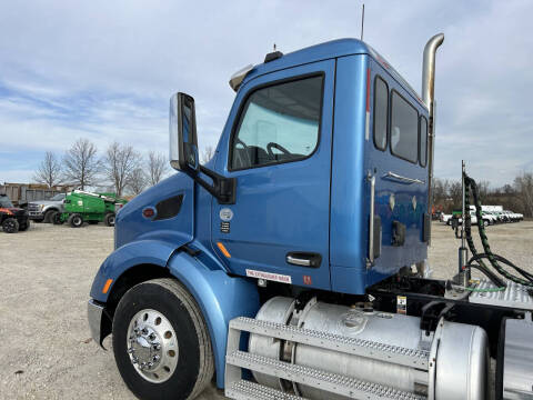 2016 Peterbilt 579 Road 579 Road Tractor