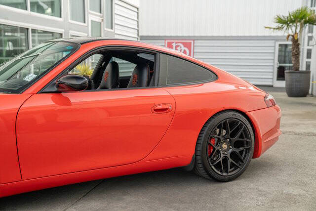 2003 Porsche 911 7