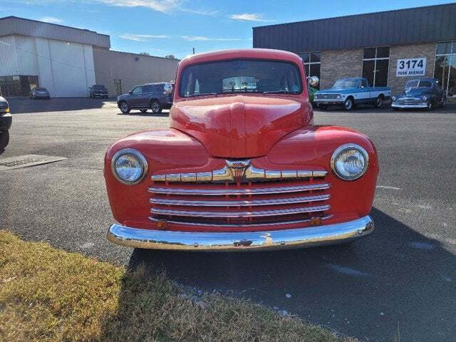 1946 Ford SEDAN 3