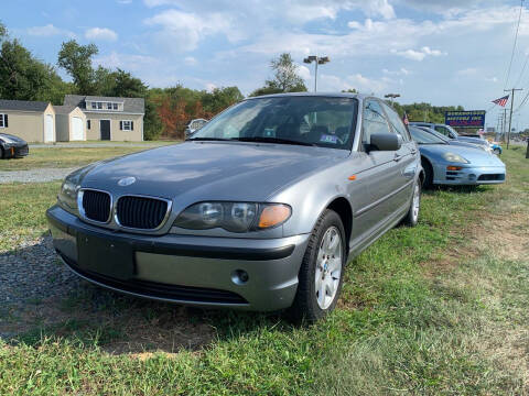 2004 BMW 3 Series for sale at Burkholder Motors in Middletown DE