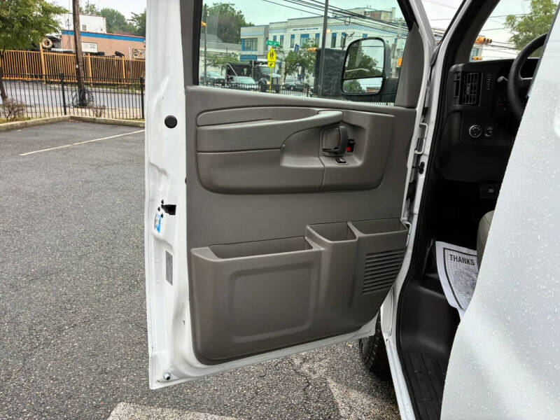 2015 Chevrolet Express 2500