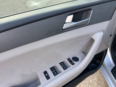 2017 Hyundai Sonata SE