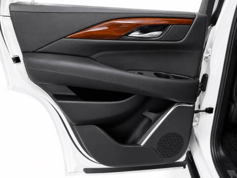 2017 Cadillac Escalade Luxury