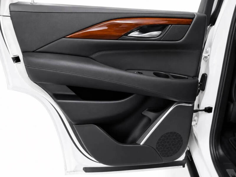2017 Cadillac Escalade Luxury