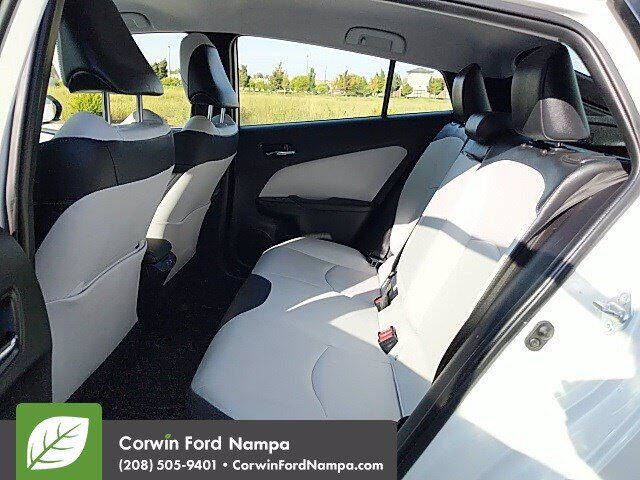 2019 Toyota Prius XLE AWD-e