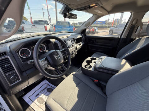 2023 RAM 1500 Classic Tradesman