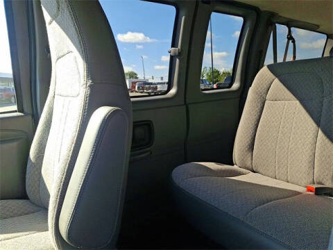 2025 GMC Savana LT 2500