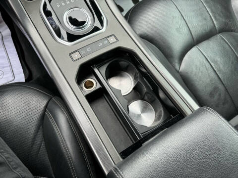 2018 Land Rover Range Rover Evoque SE Premium