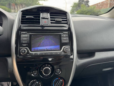 2015 Nissan Versa Note SV