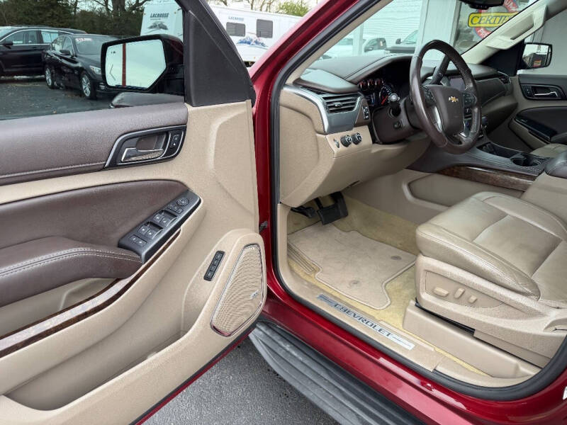 2017 Chevrolet Suburban LT