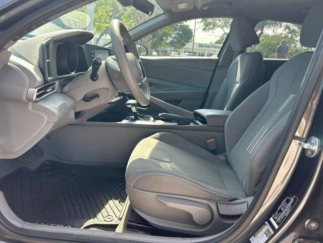 2022 Hyundai Elantra