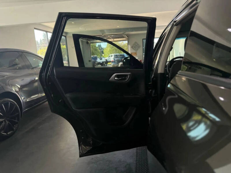 2015 Nissan Pathfinder