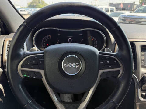 2017 Jeep Grand Cherokee Laredo