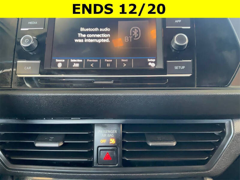 2019 Volkswagen Jetta R-Line