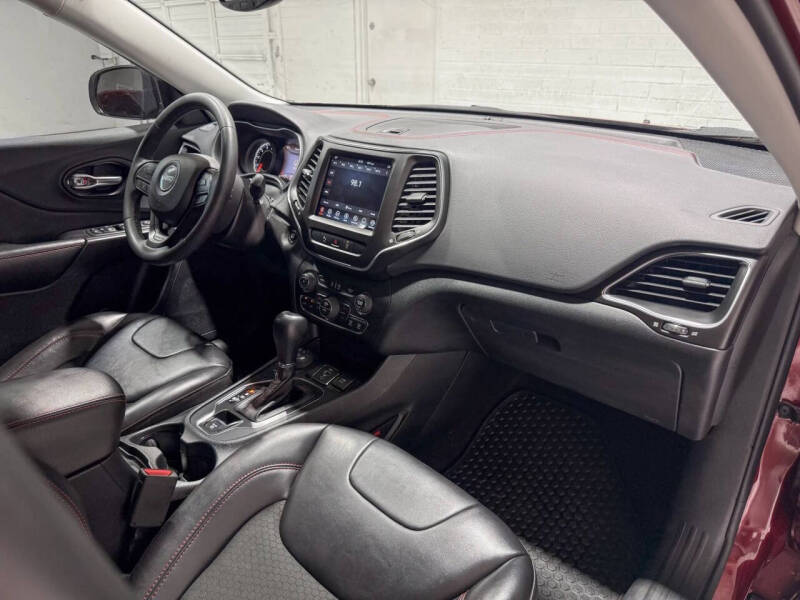 2021 Jeep Cherokee Trailhawk