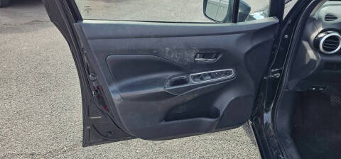 2020 Nissan Versa SR