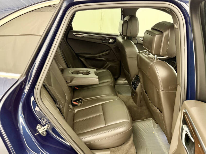 2016 Porsche Macan S