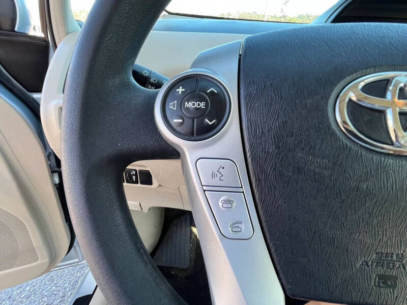 2013 Toyota Prius v Three