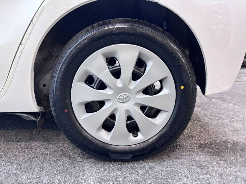 2013 Toyota Prius c