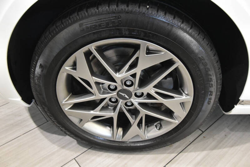 2022 Genesis GV70 2.5T Standard