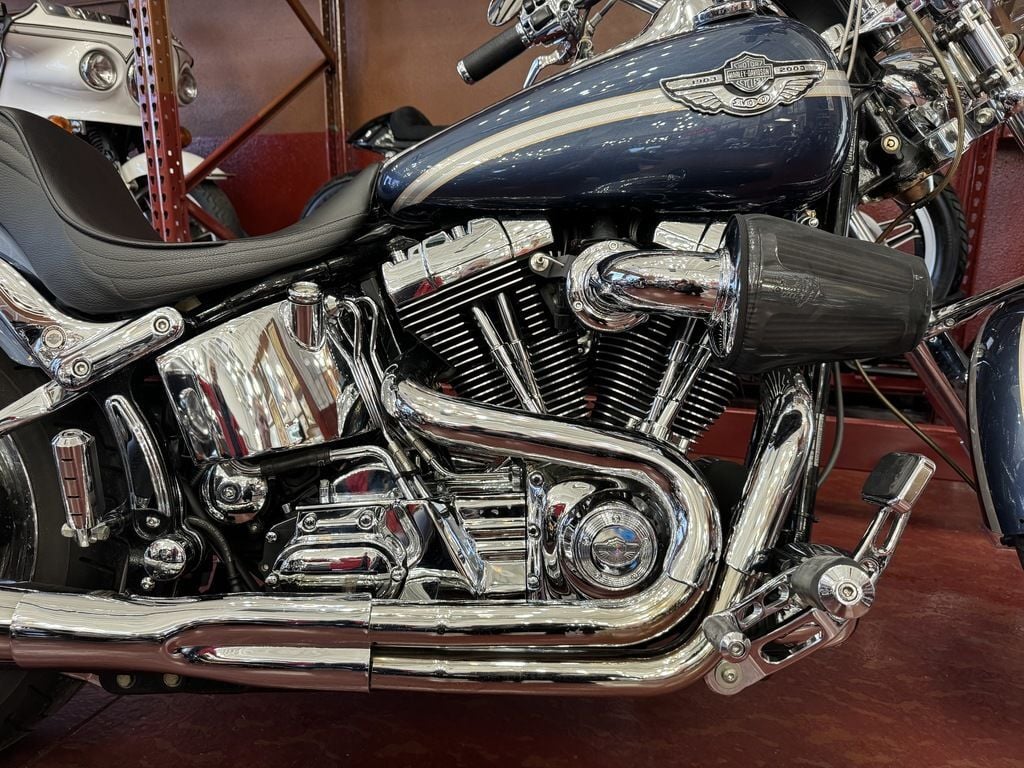 2003 Harley-Davidson® FXSTDI - Softail® Deuce I 8