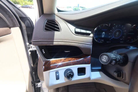 2016 Cadillac Escalade Luxury Collection