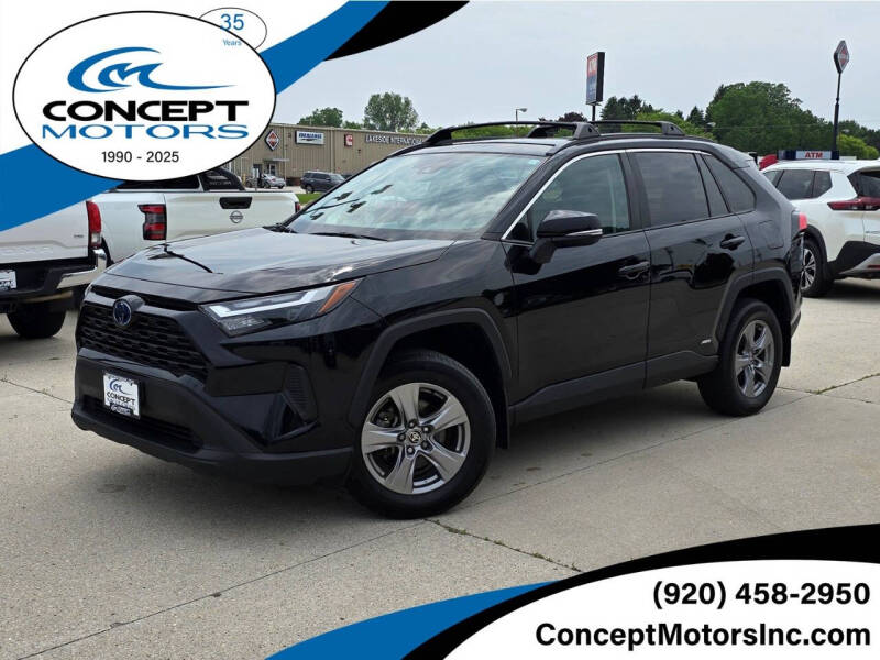 2022 Toyota RAV4 XLE's photo