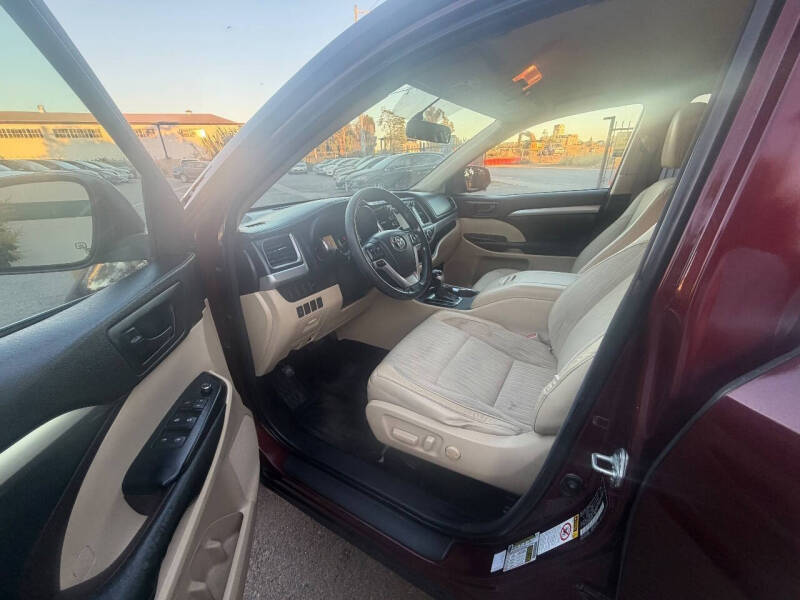2014 Toyota Highlander LE Plus