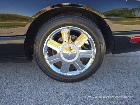 2005 Ford Thunderbird Deluxe