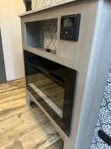 2022 Coleman LANTERN 263BH