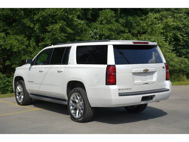 2016 Chevrolet Suburban LT