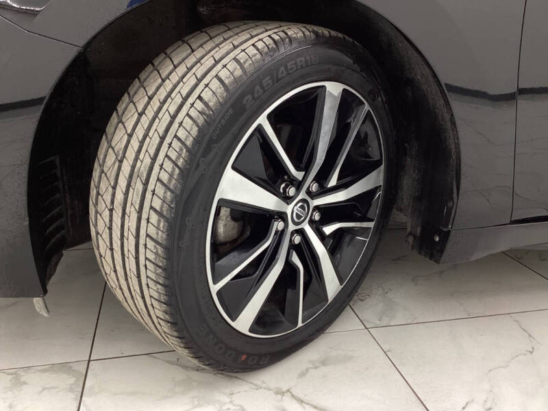 2022 Nissan Maxima 3.5 SV